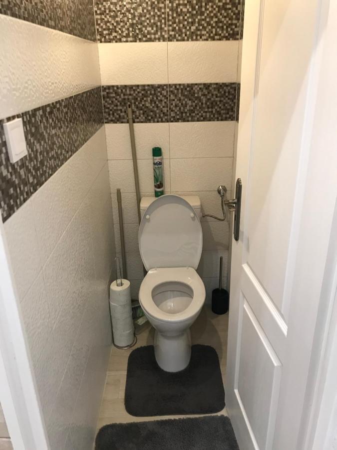 Mora Apartman 2 Кишкунфеледьхаза Экстерьер фото