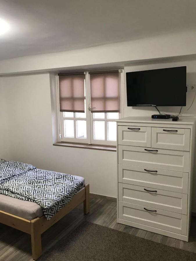 Mora Apartman 2 Кишкунфеледьхаза Экстерьер фото